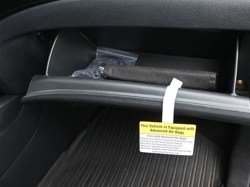 Used 2021 Honda Pilot Touring image 30