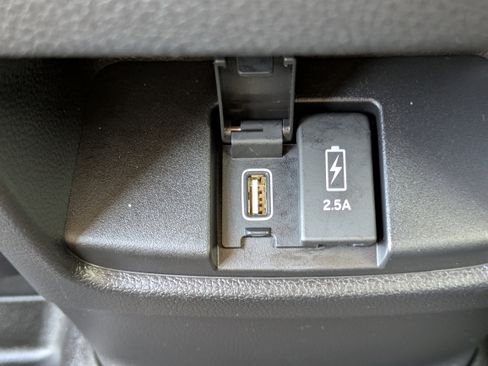 Used 2017 Honda CR-V Touring image 14