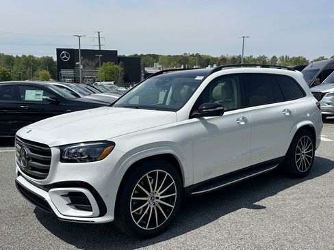 New 2026 Mercedes-Benz GLS 450 4MATIC image 4