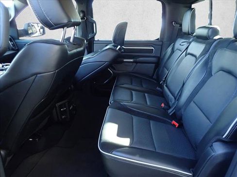 Used 2025 RAM 1500 Laramie AWD/4WD image 7