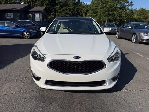 Used 2015 Kia Cadenza Premium w/ Luxury Package FWD image 3