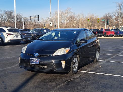 Used 2012 Toyota Prius Four image 3
