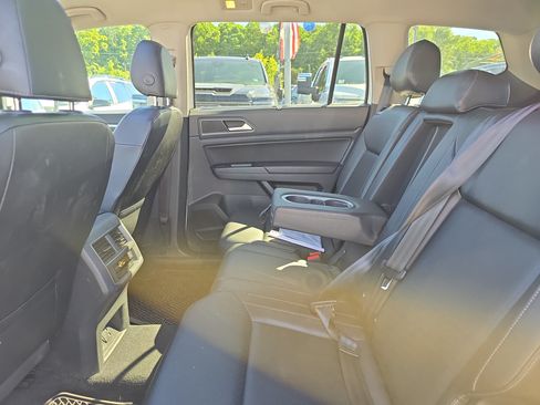 Used 2019 Volkswagen Atlas SE w/ Panoramic Sunroof Package AWD/4WD image 15