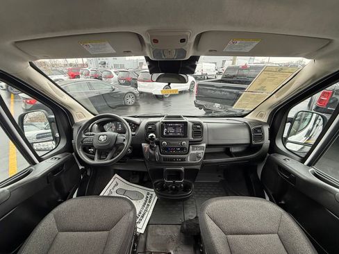 Used 2023 RAM ProMaster 2500 image 23