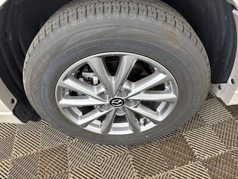 Used 2025 MAZDA CX-5 AWD 2.5 S w/ Preferred Package image 30