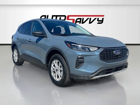 Used 2025 Ford Escape Active AWD/4WD image 1
