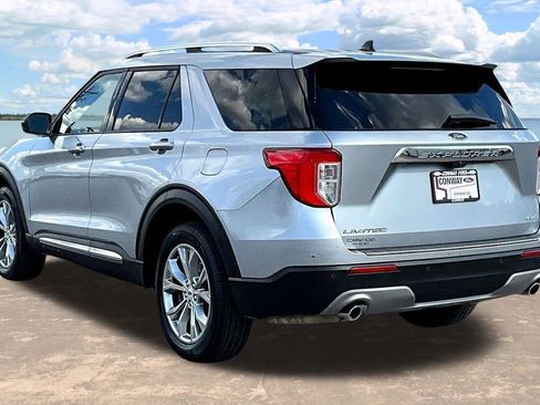Used 2023 Ford Explorer Limited image 5