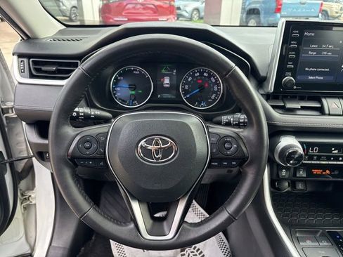 Used 2021 Toyota RAV4 XLE w/ Convenience Package AWD/4WD image 14