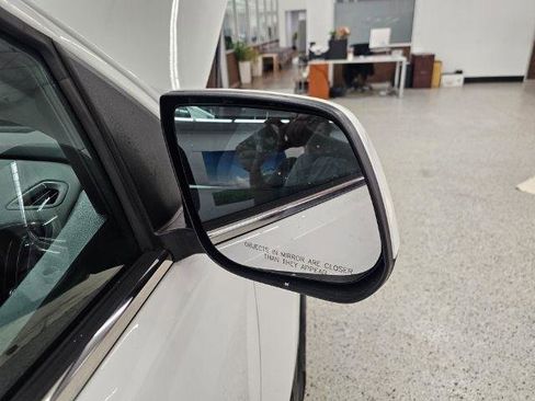 Used 2018 Chevrolet Colorado W/T w/ WT Convenience Package image 32