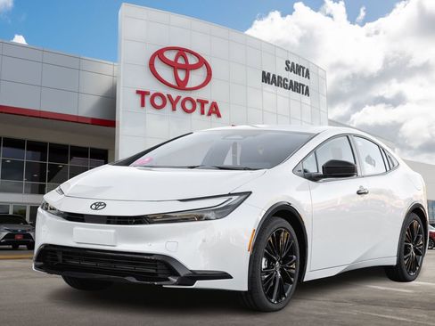 New 2026 Toyota Prius Plug-In Hybrid image 1