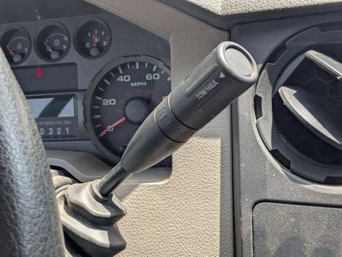 Used 2010 Ford F250 XL AWD/4WD image 19