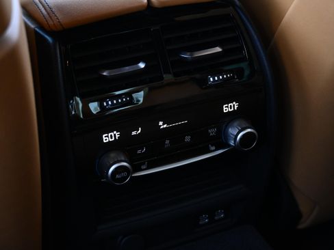 Used 2020 BMW M5 w/ Executive Package image 34