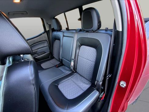 Used 2018 Chevrolet Colorado Z71 AWD/4WD image 20
