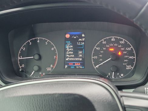 Certified 2025 Toyota Corolla SE image 23