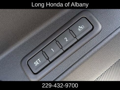 Used 2019 Chevrolet Equinox Premier AWD/4WD image 13