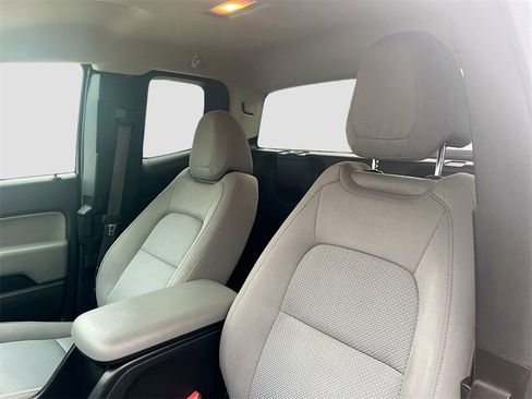 Used 2018 Chevrolet Colorado W/T image 19