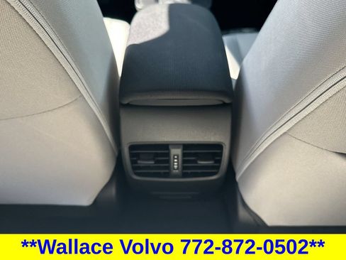 Used 2026 Toyota Corolla Cross LE FWD image 15