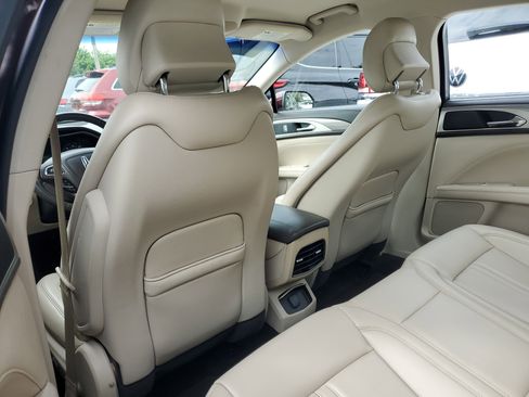 Used 2018 Lincoln MKZ Premiere w/ Magnetic Appearance Package image 6