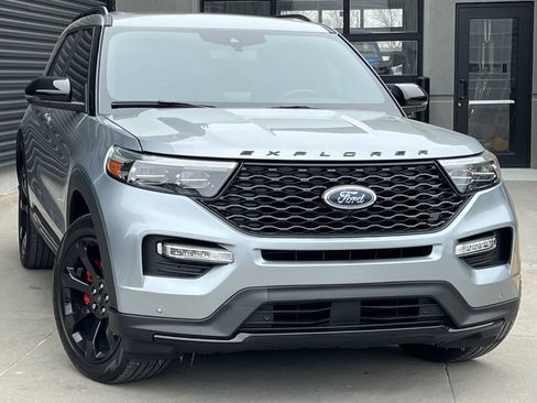 Used 2023 Ford Explorer ST w/ Equipment Group 401A AWD/4WD image 5