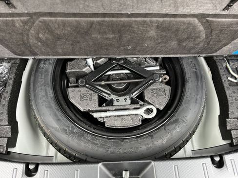 Used 2023 Subaru Crosstrek 2.5i Limited w/ Moonroof Package image 12