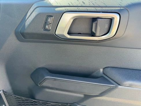New 2026 Ford Bronco Base image 21