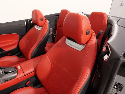 Used 2022 Mercedes-Benz SL 63 AMG 4MATIC image 33