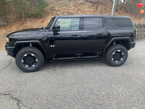New 2024 GMC Hummer EV 2X w/ Extreme Off-Road Package image 1
