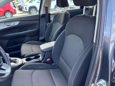 Used 2024 Kia Forte LXS FWD image 34