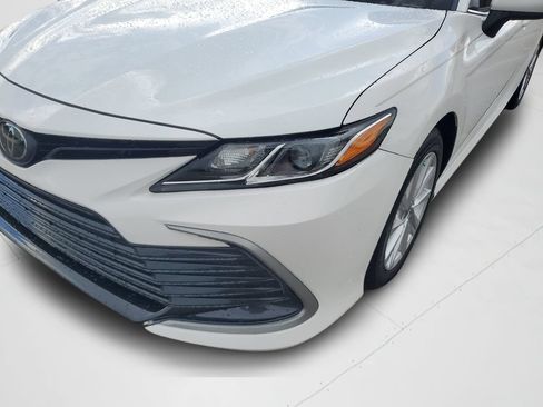 Used 2024 Toyota Camry LE FWD image 21