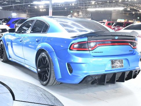 Used 2018 Dodge Charger R/T Scat Pack RWD image 8