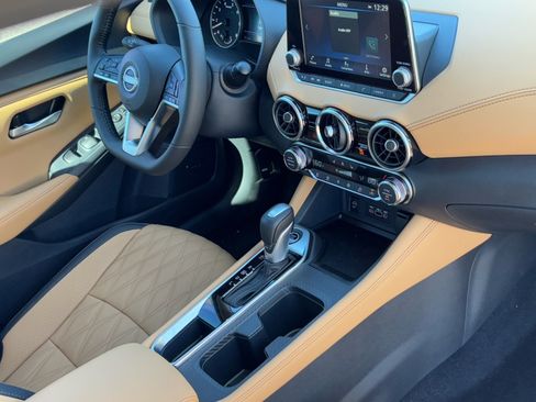 New 2025 Nissan Sentra SV w/ SV Premium Package image 11