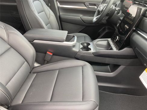 New 2026 GMC Terrain Elevation w/ Elevation Premium Package image 23