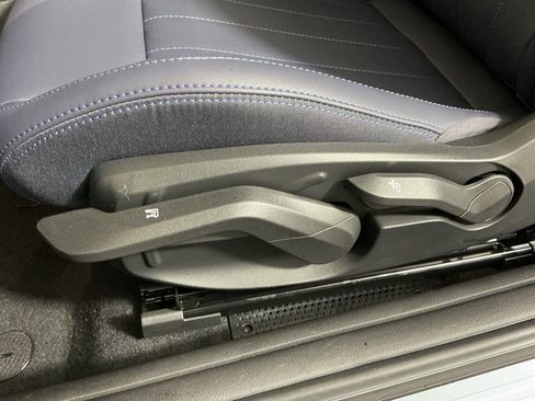 New 2026 MINI Cooper 2-Door Hardtop image 20