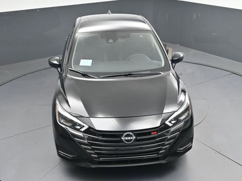 New 2025 Nissan Versa SR w/ Trunk Package FWD image 28