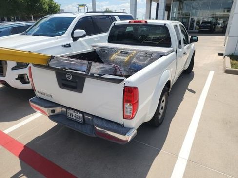 Used 2014 Nissan Frontier S RWD image 4