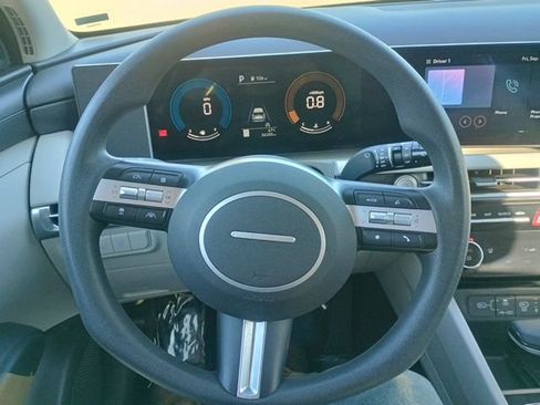 Used 2025 Hyundai Tucson SEL AWD/4WD image 26