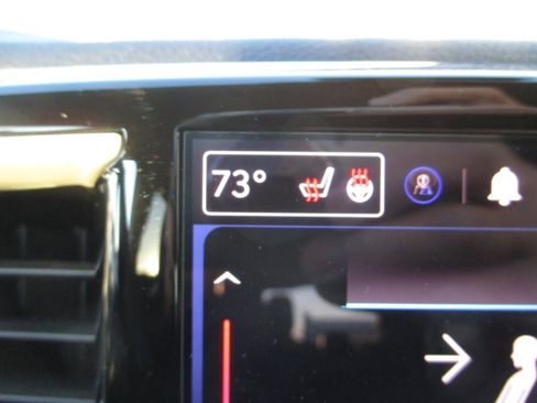 Used 2022 Chrysler Pacifica Touring-L image 20