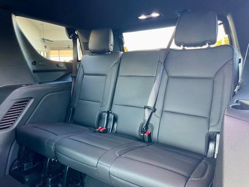 Used 2025 GMC Yukon Denali image 13