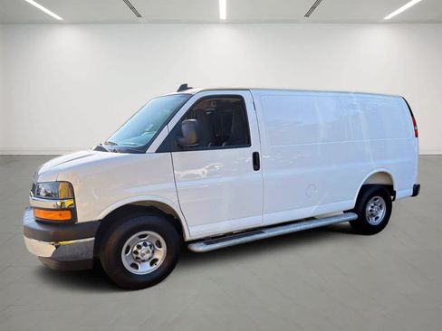 Used 2025 Chevrolet Express 2500 w/ Driver Convenience Package RWD image 1