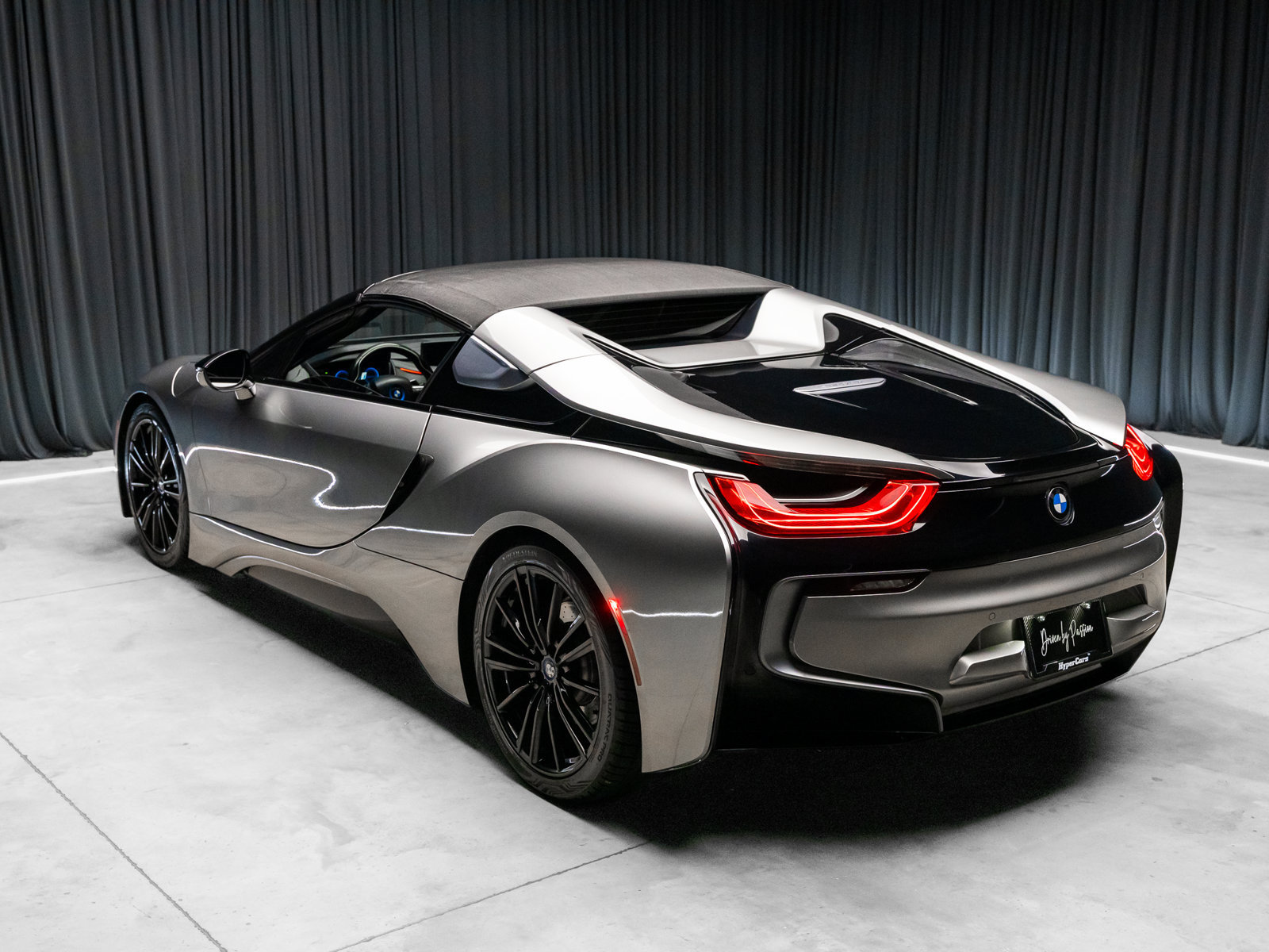 Used 2019 BMW i8 Roadster AWD/4WD image 60