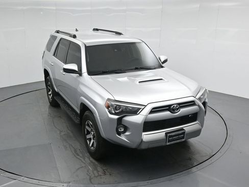 Used 2021 Toyota 4Runner TRD Off-Road image 40