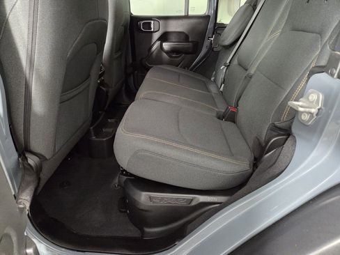 Used 2025 Jeep Wrangler Willys image 28