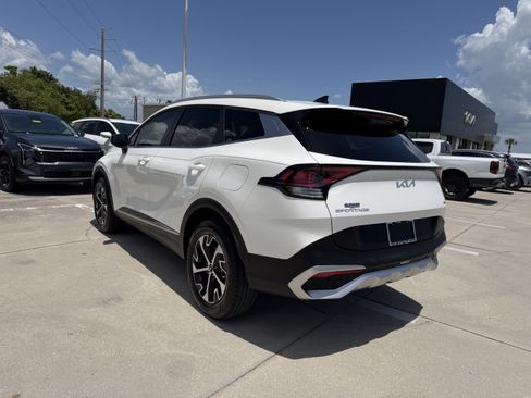 Certified 2023 Kia Sportage EX AWD/4WD image 5