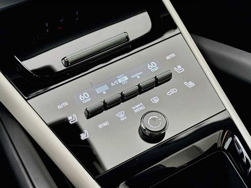 New 2026 Porsche Cayenne S AWD/4WD image 21