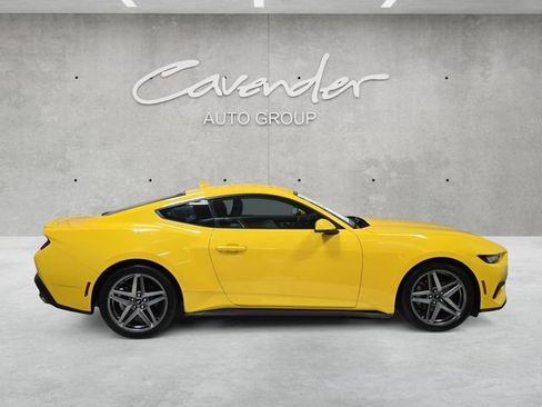 Used 2024 Ford Mustang Premium image 17