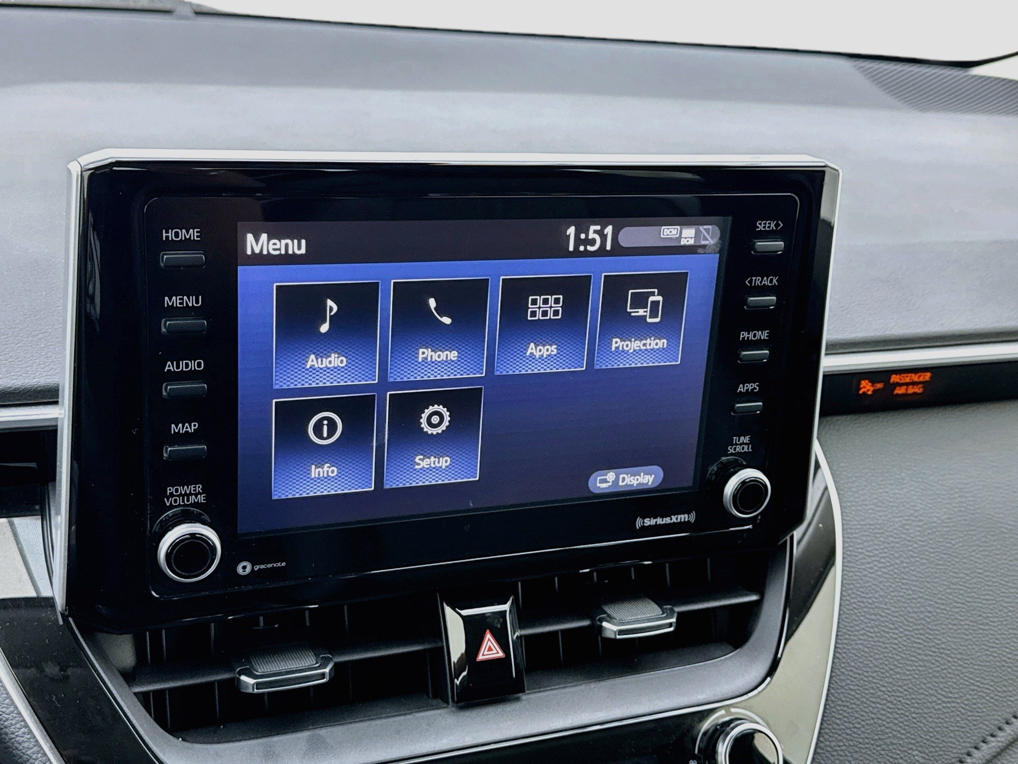 Used 2022 Toyota Corolla LE w/ Premium Interior Package FWD image 9