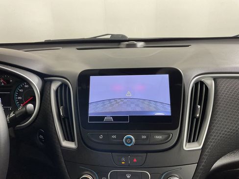 Used 2024 Chevrolet Malibu RS image 27