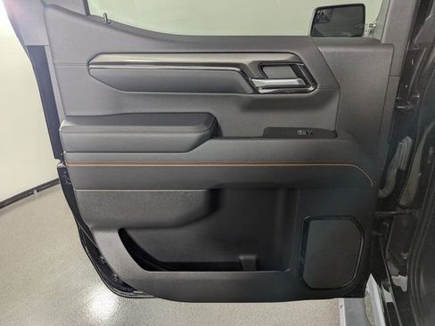 Used 2022 GMC Sierra 1500 AT4 image 21