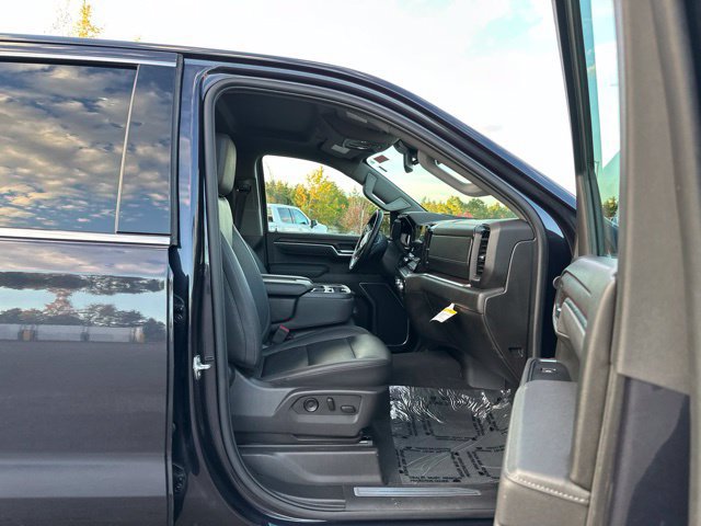 Used 2025 GMC Sierra 1500 SLT AWD/4WD image 12