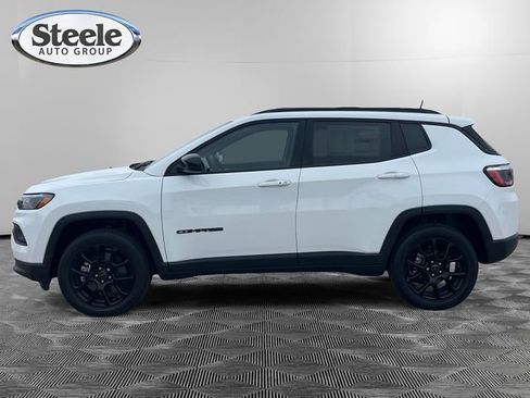 New 2026 Jeep Compass Latitude image 2
